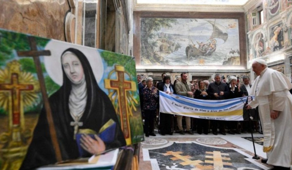 Los primeros devotos Argentinos de Mama Antula recibidos por Francisco