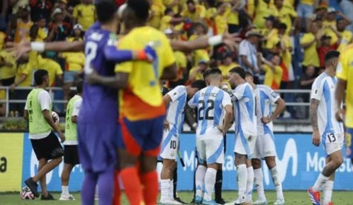 Con un polémico penal, Argentina perdió su invicto de más de dos años ante Colombia por las Eliminatorias