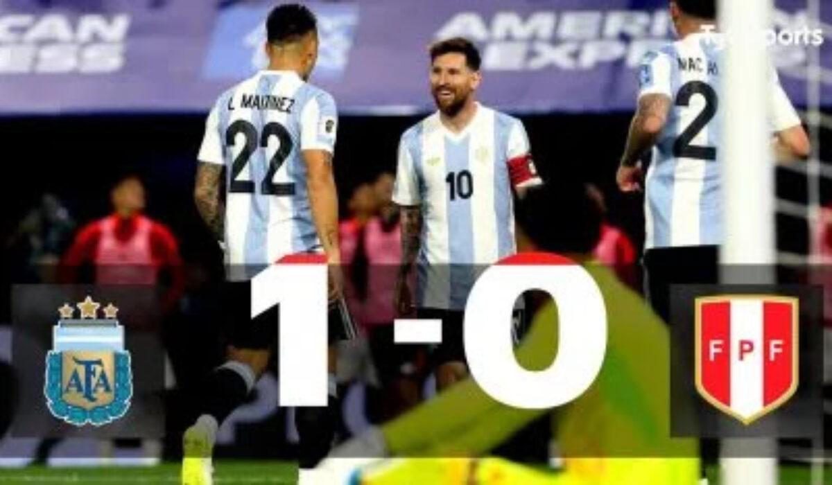 La Selección cerró el año con una asistencia de Messi que empalmó a la red Lautaro y seguimos líderes